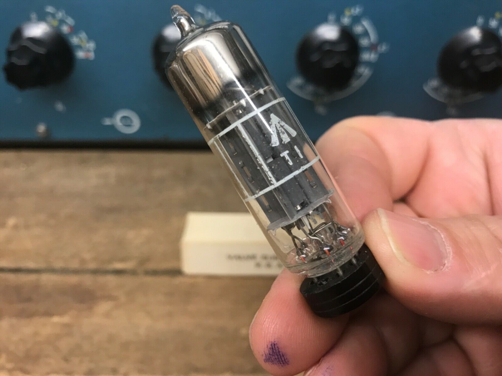 EZ90 6X4 CV493 U78 Mullard, true NOS/NIB, D/square-getter 1951? - Image 6