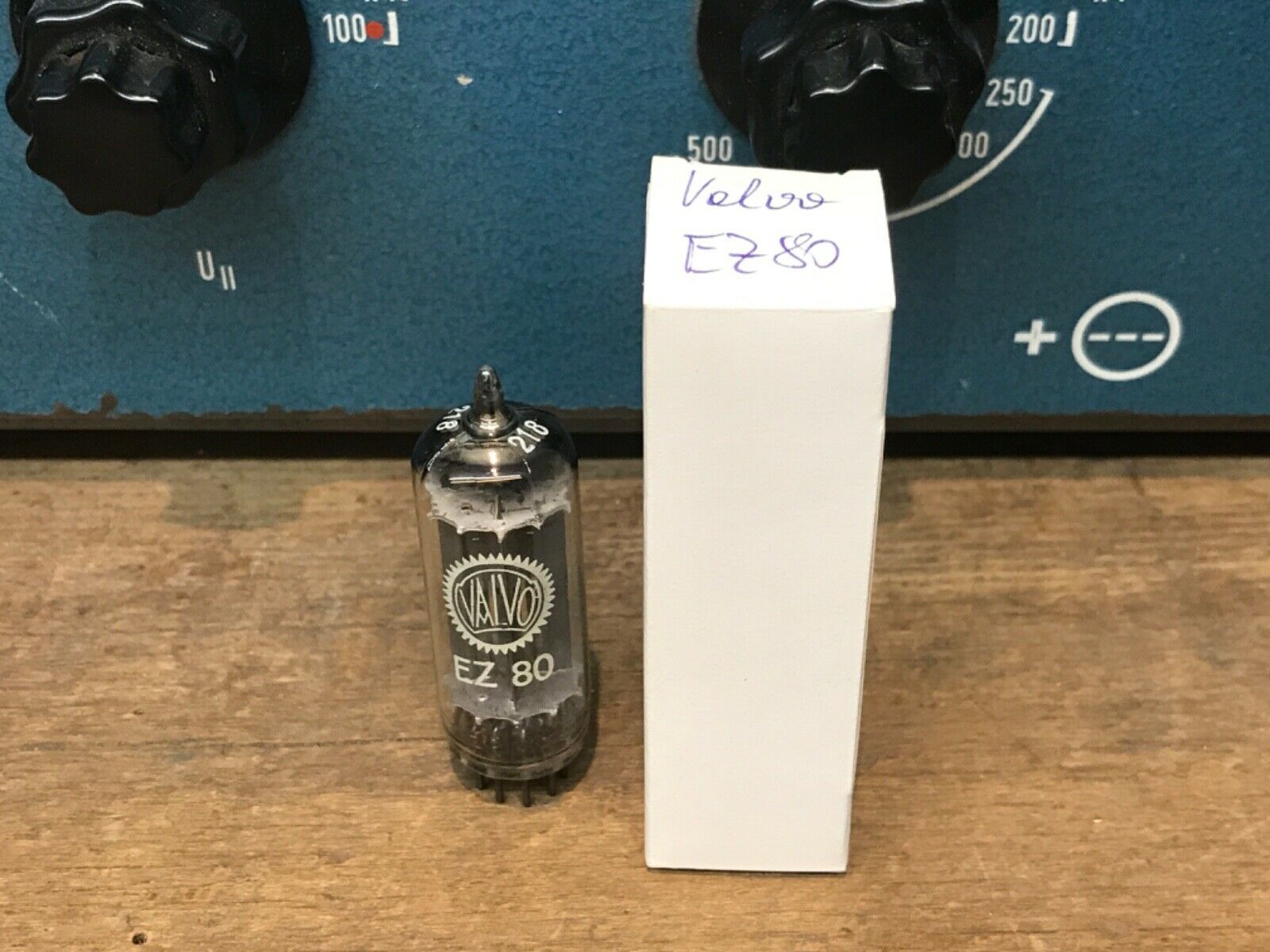 EZ80 6V4 Valvo, NOS, declined D-getter, made 1958 in Barcelona, x-rare! - Image 2