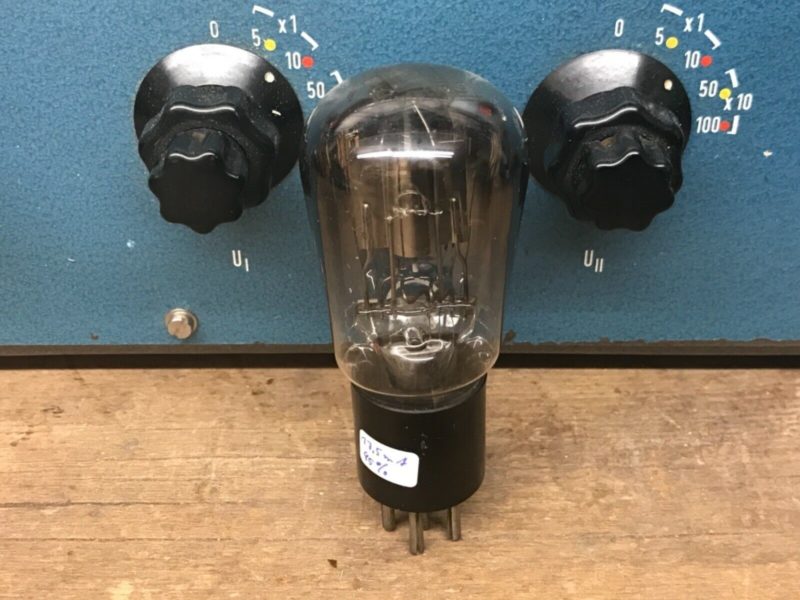 REN1104 Telefunken, chrome plate, balloon shape made 1930
