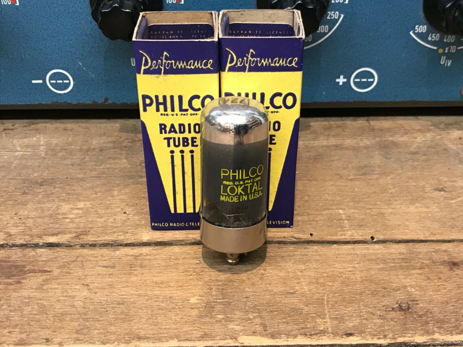 7Z4 Philco, one pair (2), NOS/NIB, immaculate condition, from military stock - Image 5