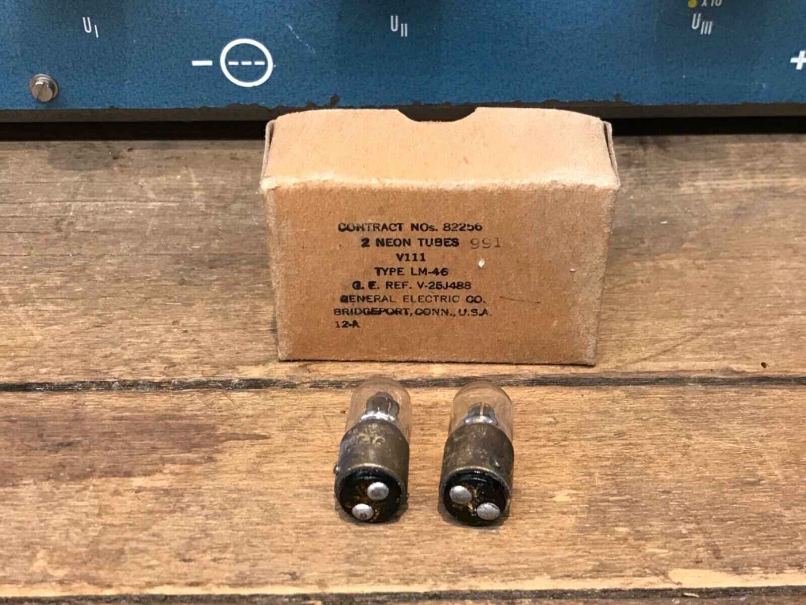 991 NE16 LM-46 V111 one pair (2) neon voltage regulator bulbs, NOS/NIB - Image 3