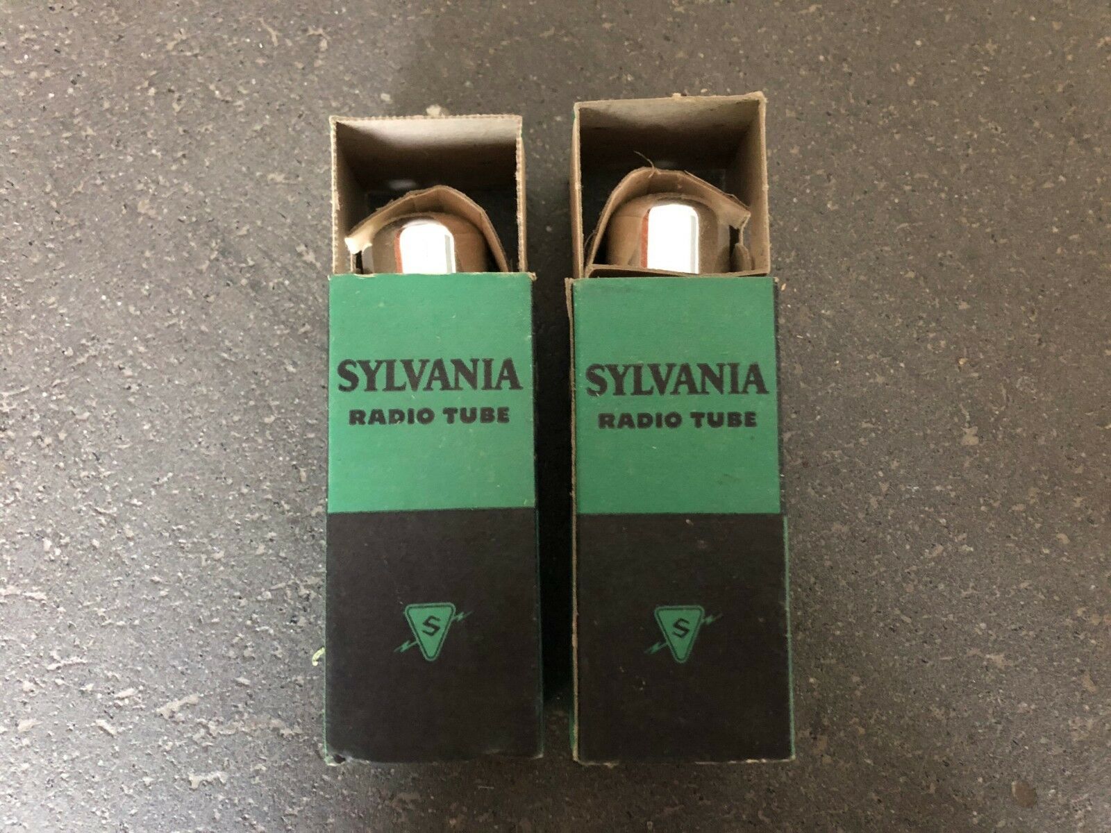 14F7 Sylvania, true NOS/NIB, milspec, akin 12SL7GT/7F7 one pair (2) - Image 4