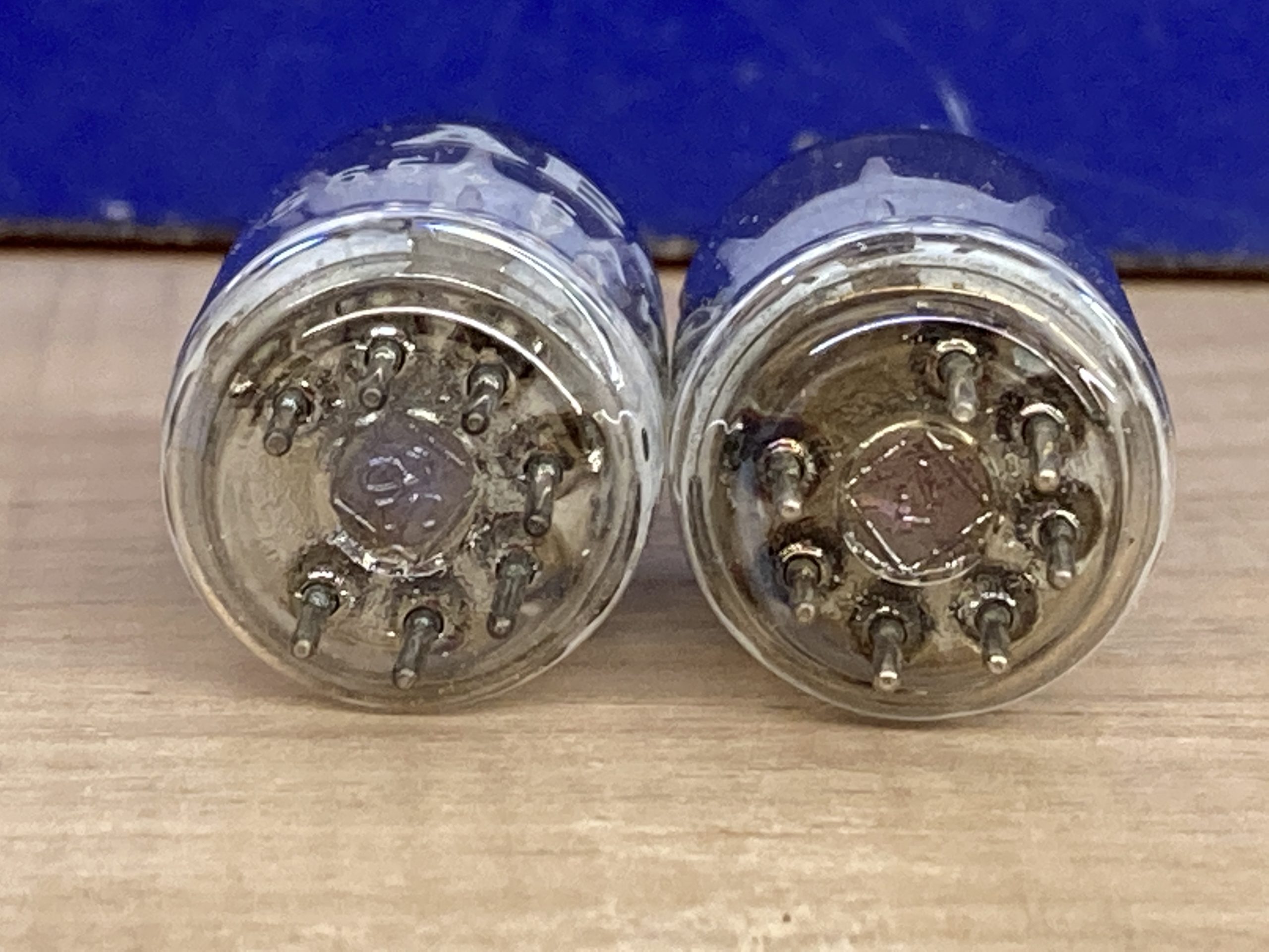 6AK5W Telefunken, 5654, EF95 true NOS/NIB, diamond , milspec, matched pair (2) - Image 3
