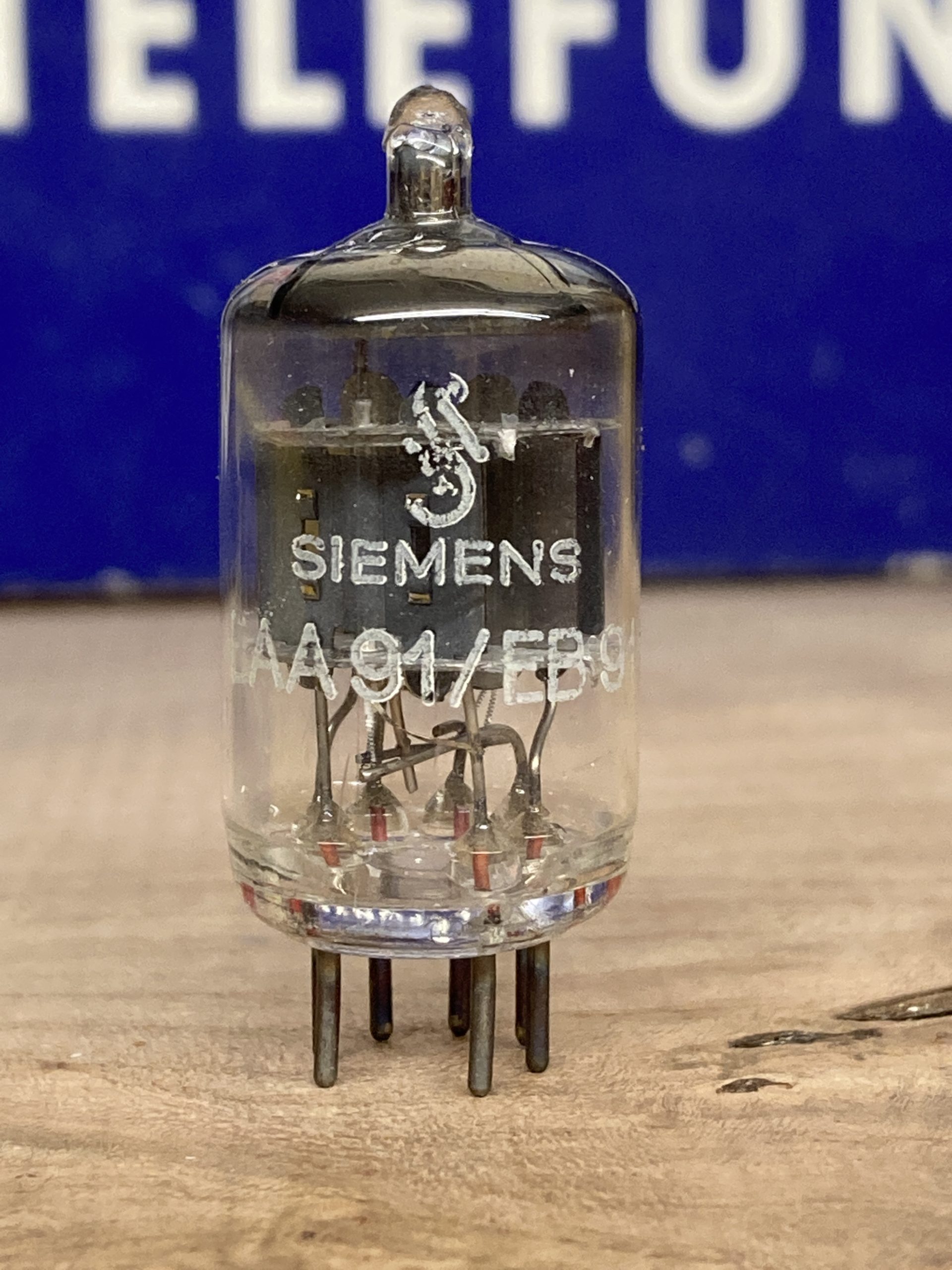 EAA91 EB91 6AL5 Siemens, true NOS/NIB - Image 2