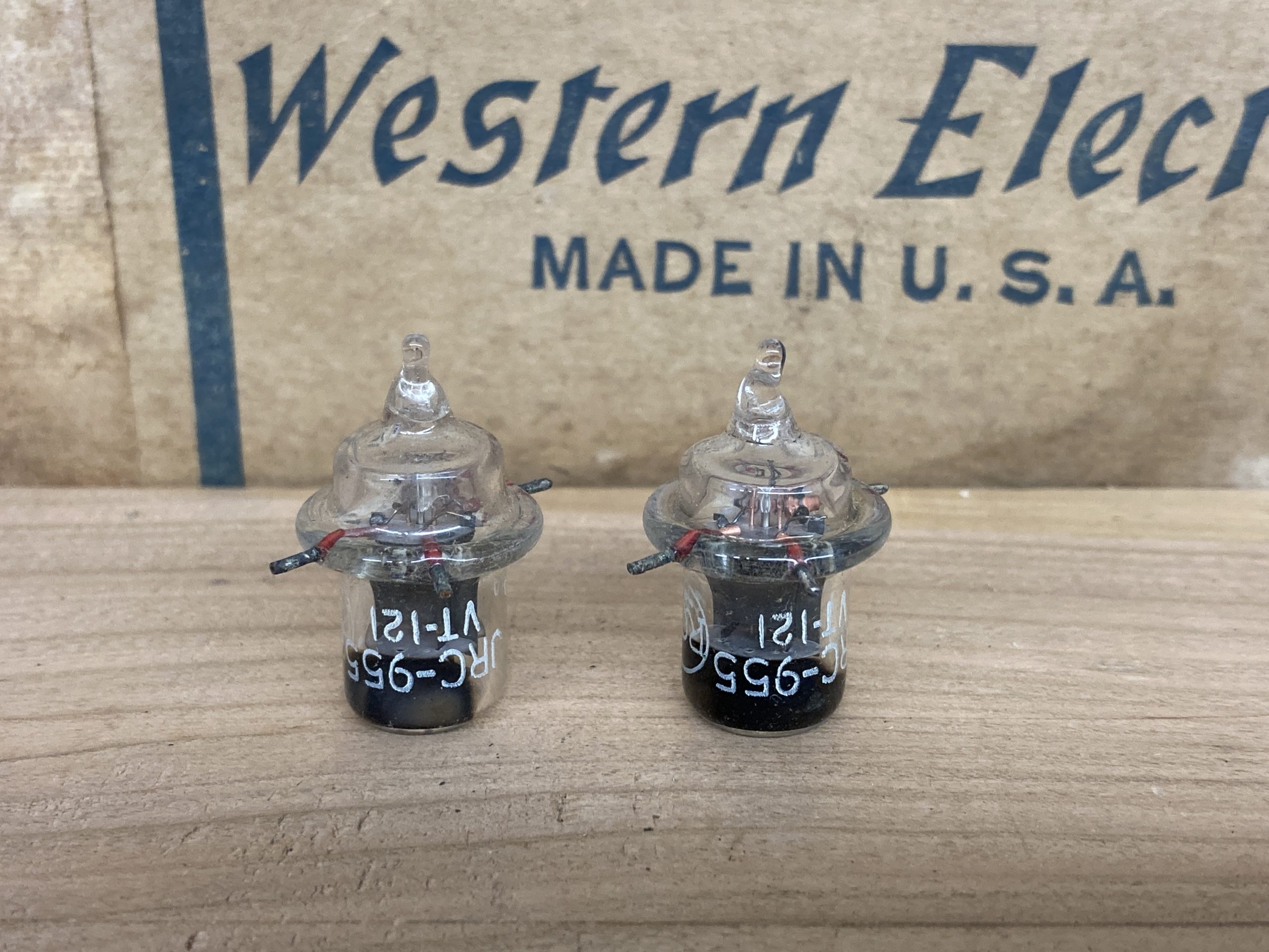 956 VT238 RCA, NOS/NIB, one pair - Image 2