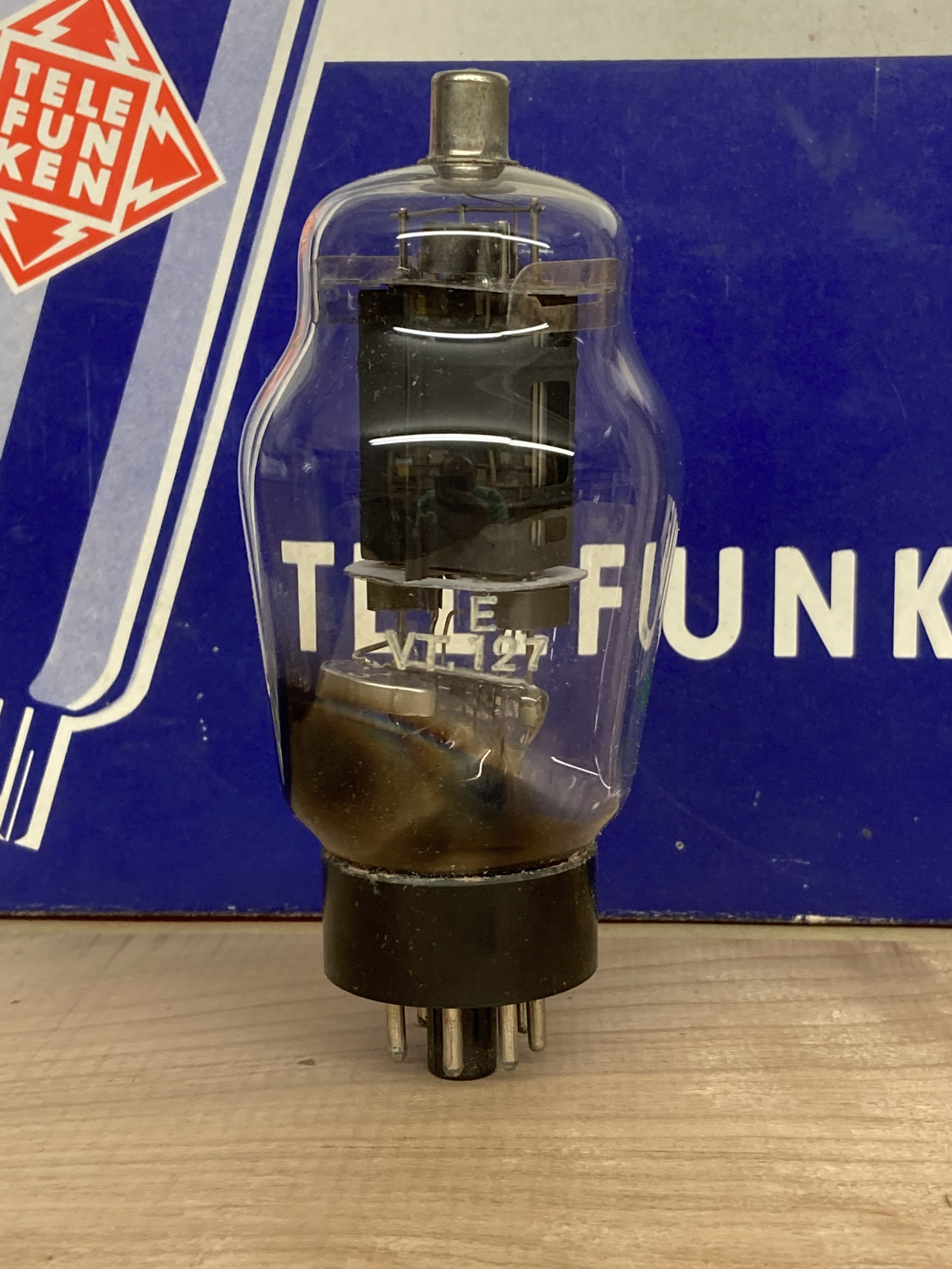 CV1127 VT127 10E/231 PEN46, NOS/NIB from the 1940ies