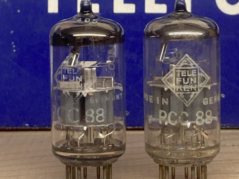 PCC88 7DJ8 Telefunken, slightly used, test like new, diamond <> on bottom, one pair (2)