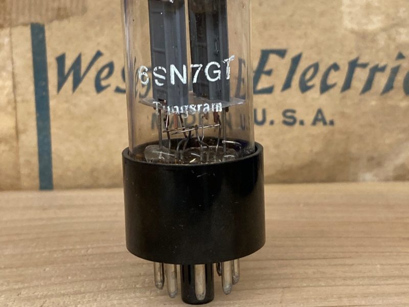 6SN7GT ECC33 B65 british Tungsram/GEC/Osram, fat black base
