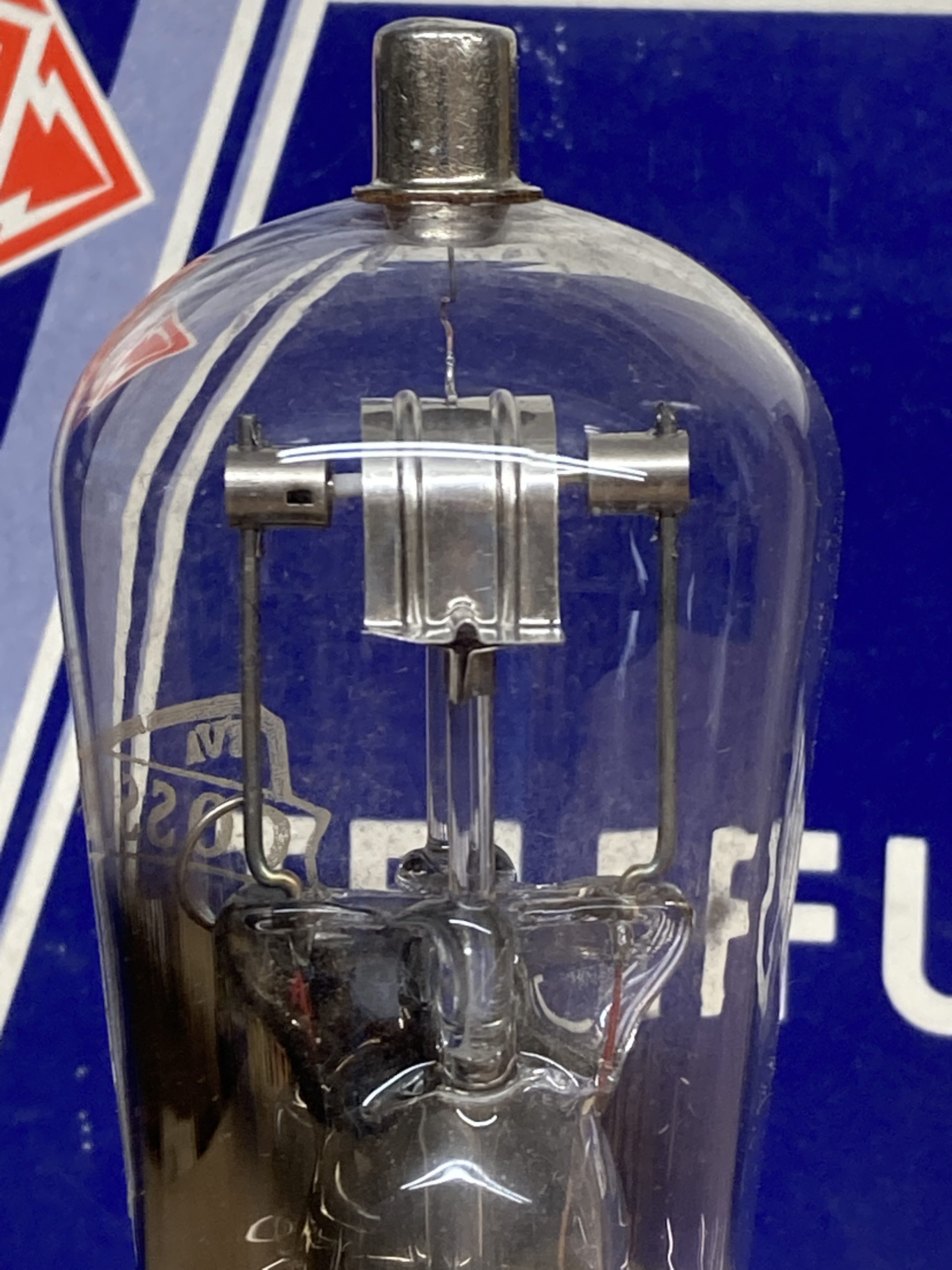 SU 2150A Cossor, beautiful and rare steam punk tube from the 1940ies, new in original, sealed box - Image 4