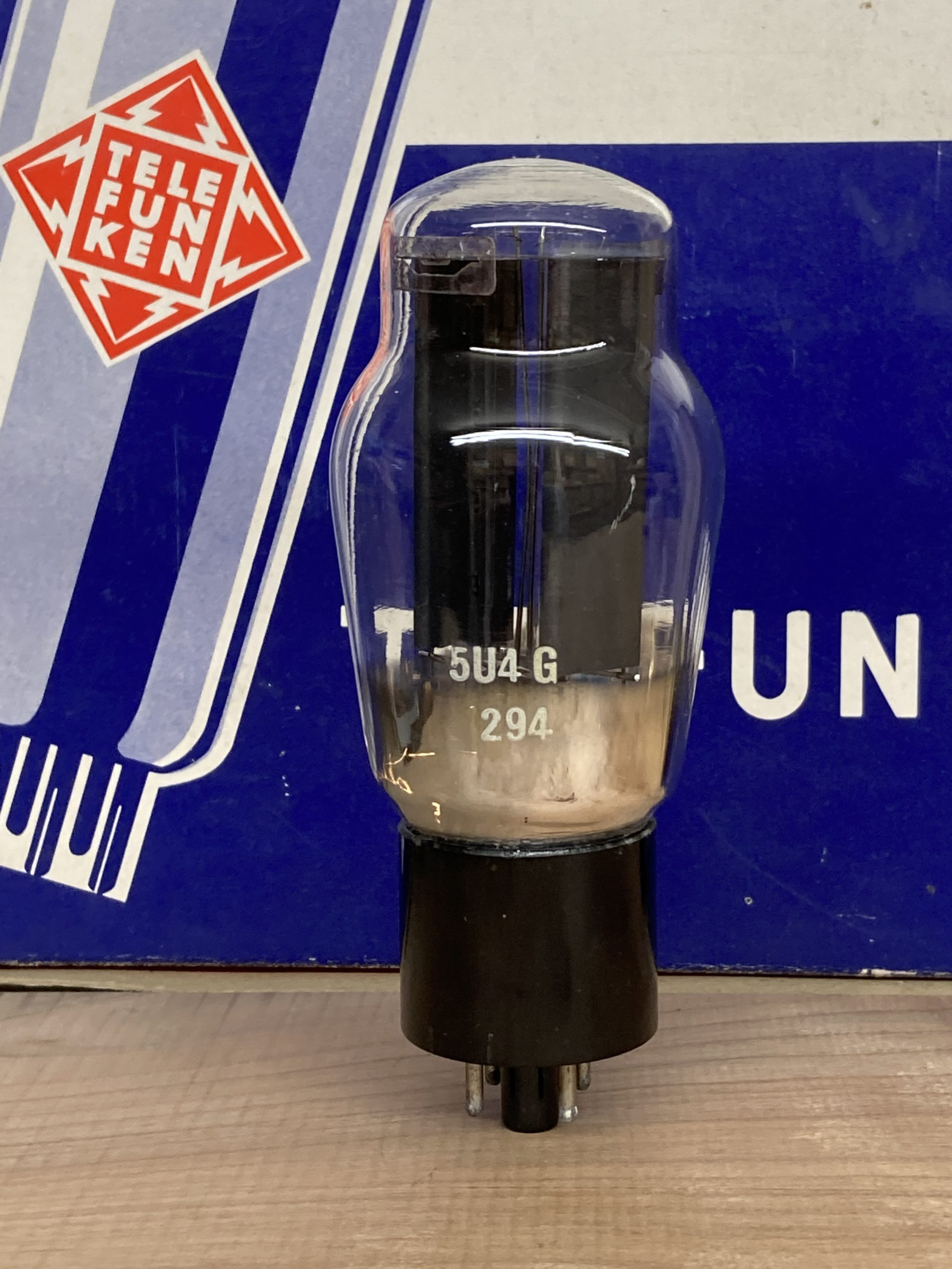 5U4G RCA Canada, black plates, hanging getter and fillament