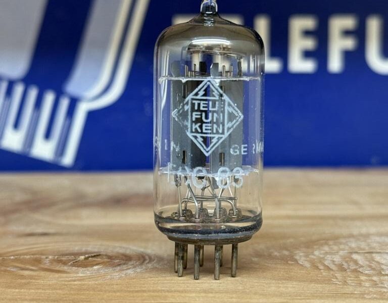 ECC83 Telefunken <> diamond, smooth plates, tested and guaranteed