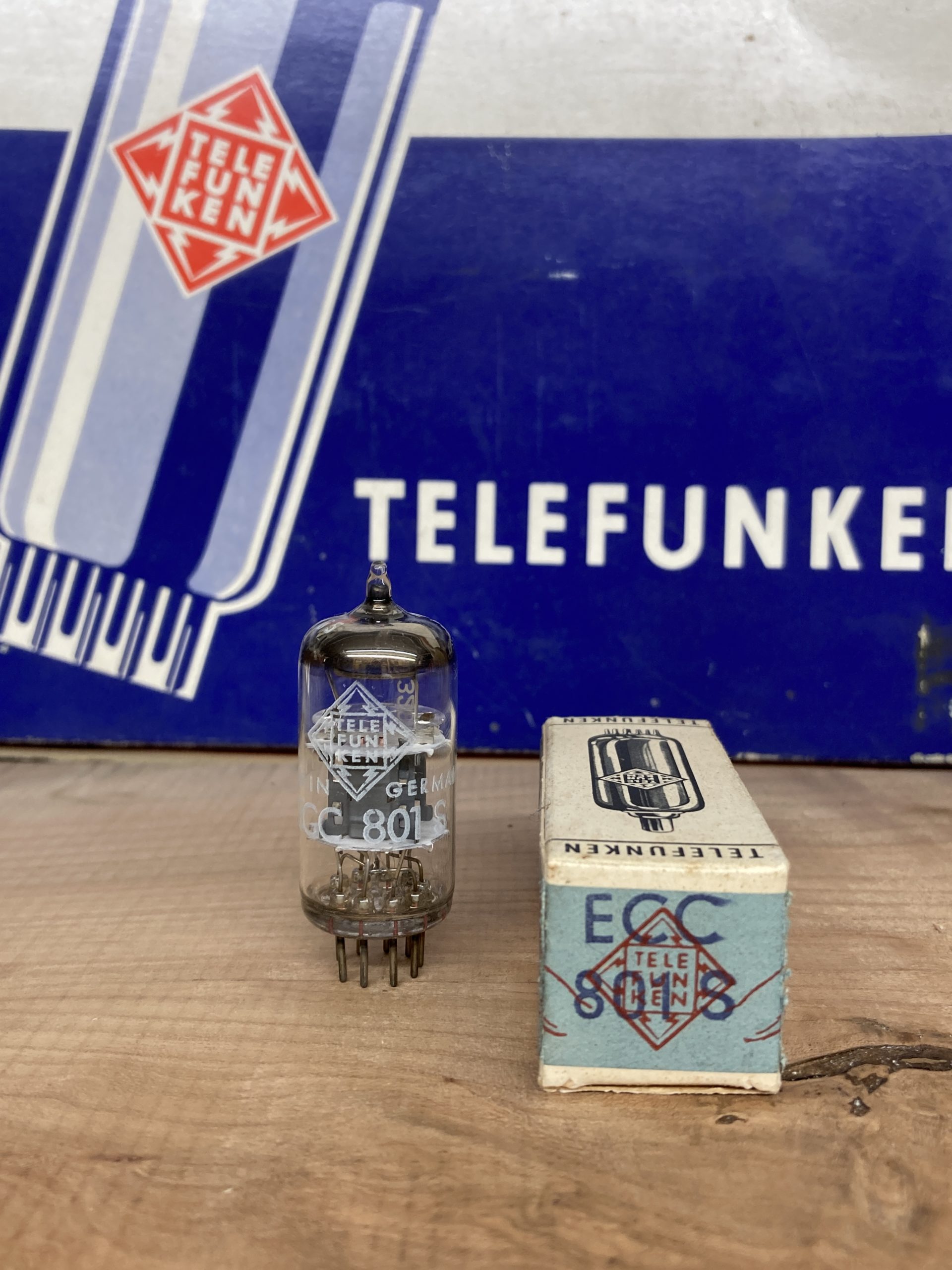 ECC801S Telefunken, NOS/NIB, longlife, diamond , holy grail ECC81/12AT7