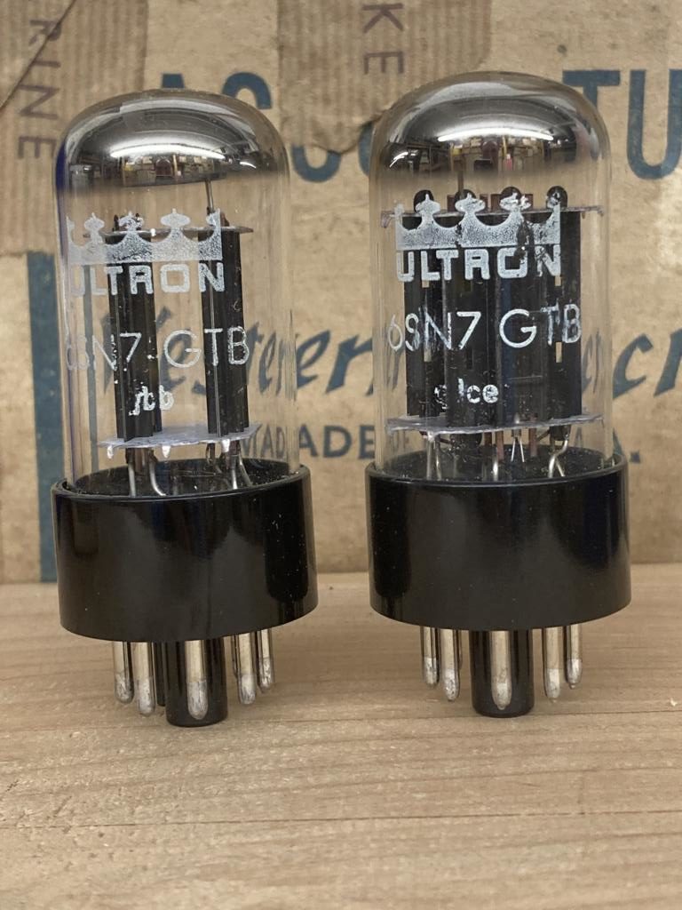 6SN7GT Ultron made by Hitachi, black plates, copper rods, NOS