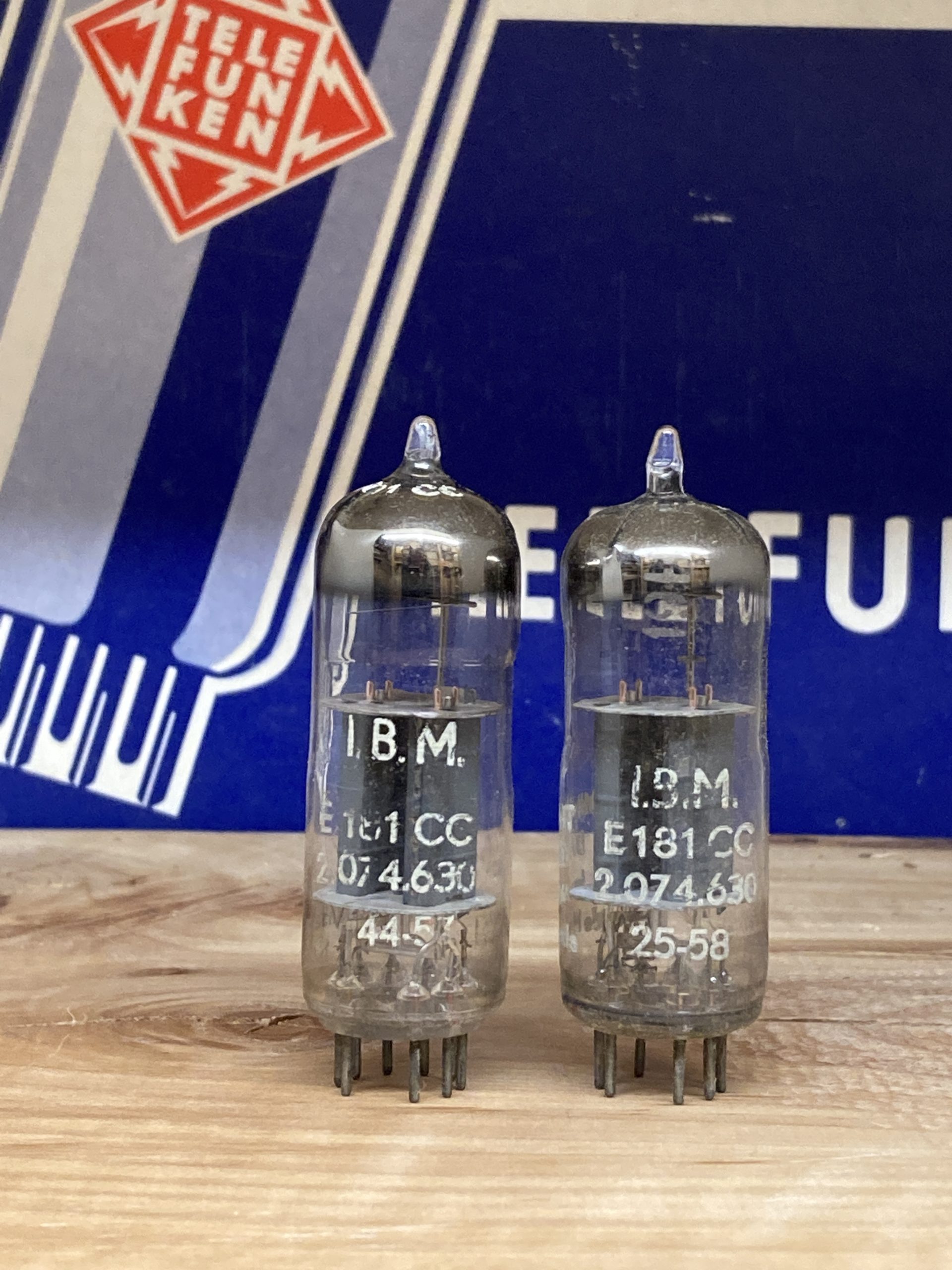 E181CC Dario Miniwatt/IBM, pinched waist, D-foil getter, NOS, one pair