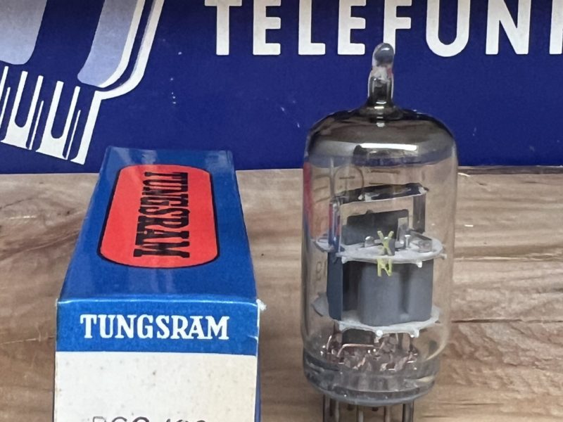 PCC189 7ES8 Tungsram true NOS/NIB, sub for E88CC/6922/CCa/6DJ8