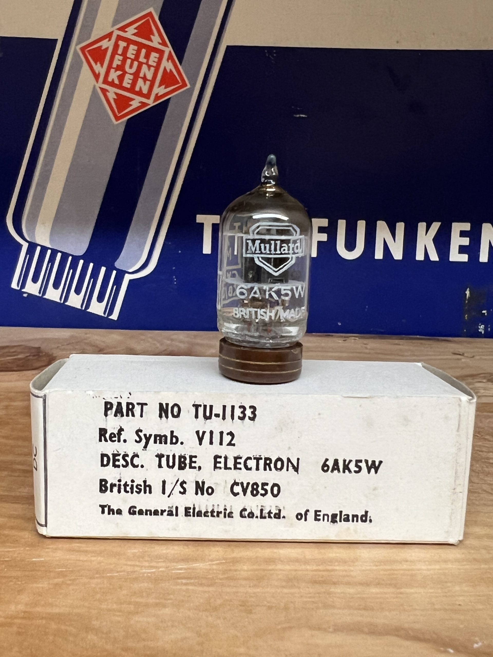 CV850 6AK5 5654 EF95 Mullard, milspec, NOS/NIB - Image 3