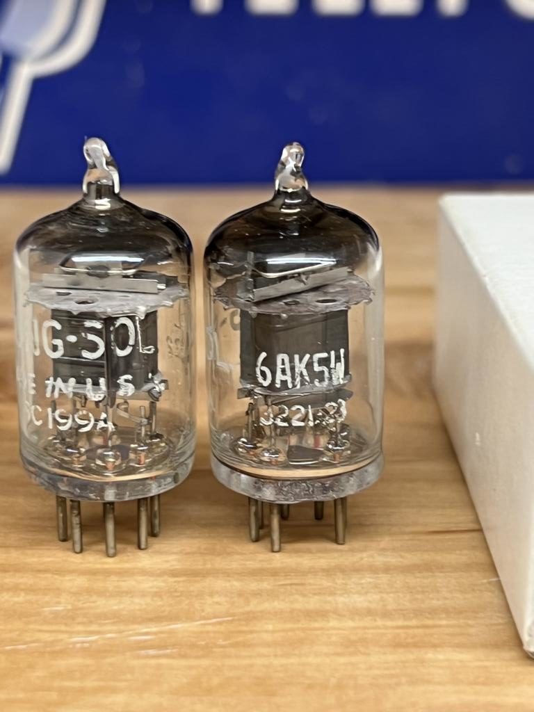 6AK5 5654 Tung-Sol, milspec, square getter, 1950ies, one pair - Image 3