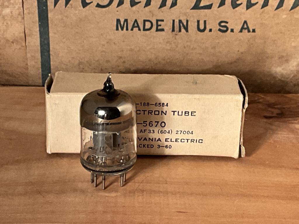 5670 Sylvania, 396A, 2C51 true NOS/NIB, 1960 made - Image 2