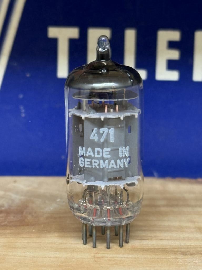 5814A E82CC 12AU7WA Siemens Munich production, triple mica, NOS - Image 2