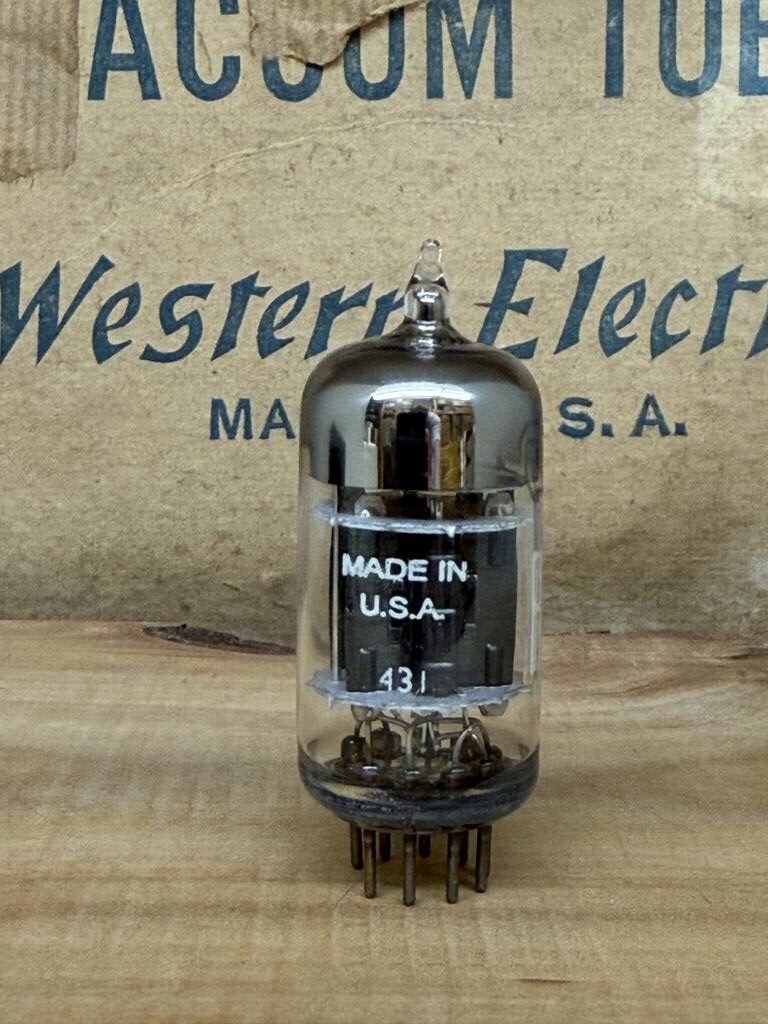 12AU7WA 6189 ECC82 RCA, black plates, triple mica, square getter - Image 2