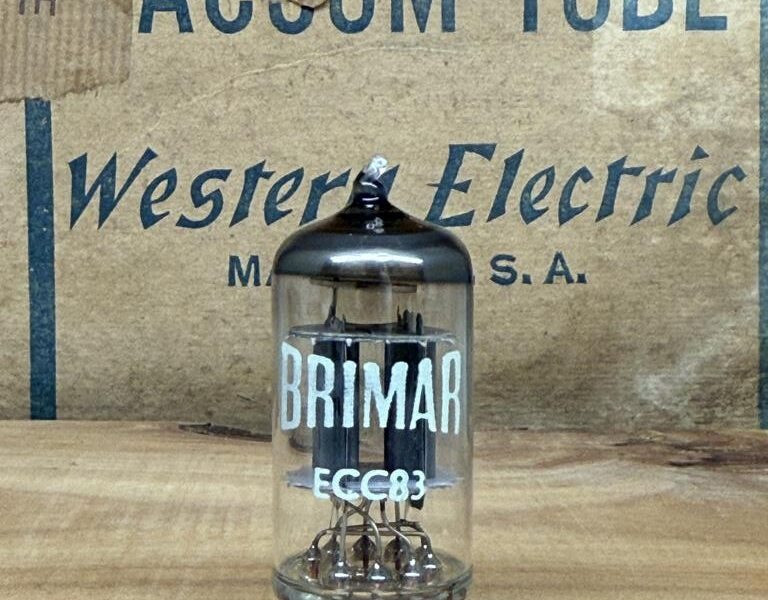 ECC83 12AX7 CV4004 Brimar, short grey plates