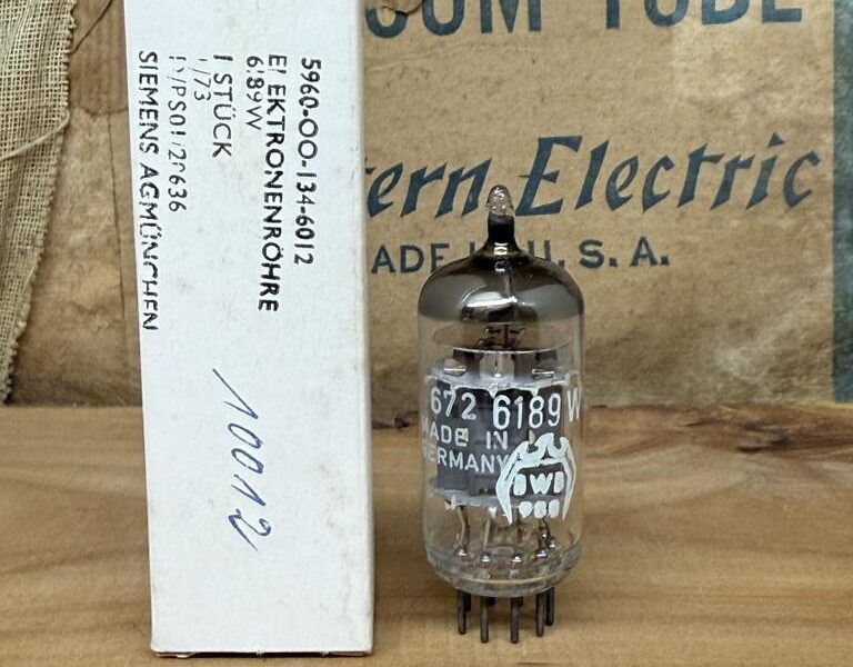 6189W E82CC 12AU7WA Siemens Munich production, triple mica, NOS